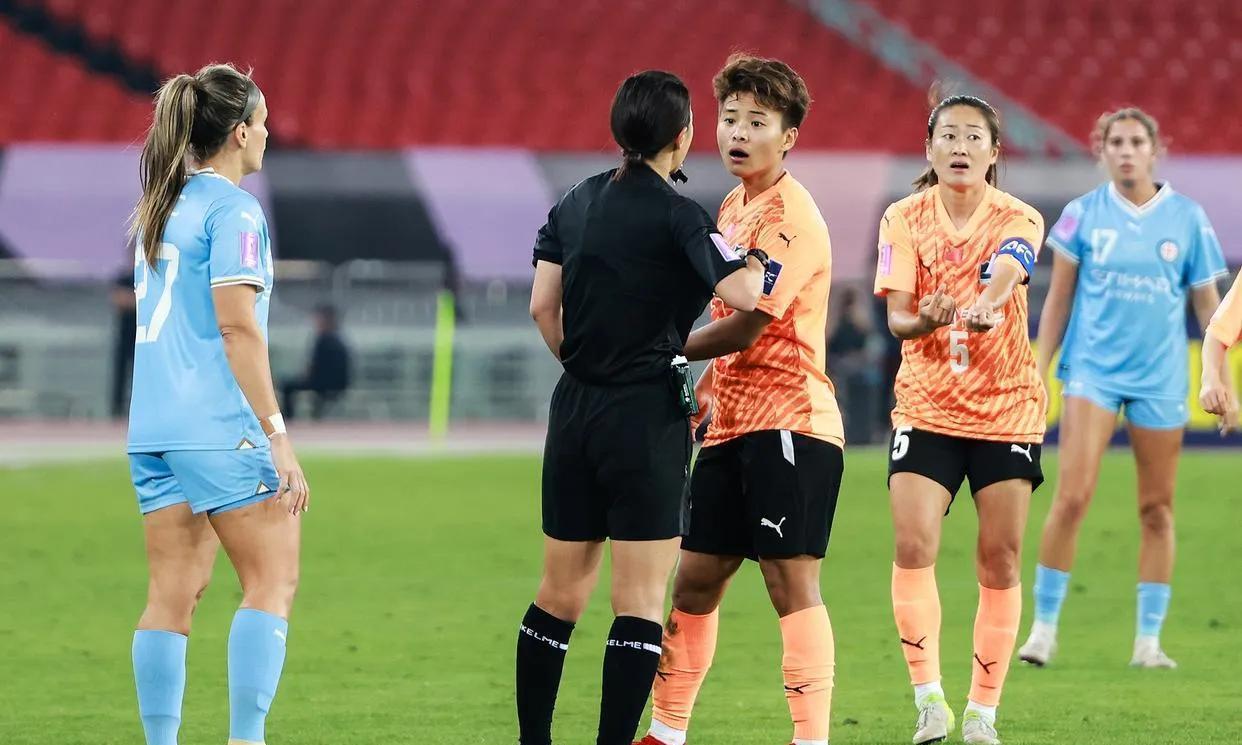 国家女足教练组调整战术，备战重要比赛