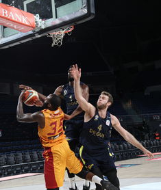 爱游戏体育-匈牙利弗雷斯海姆力克千村，匈牙利超级联赛领头  第5张